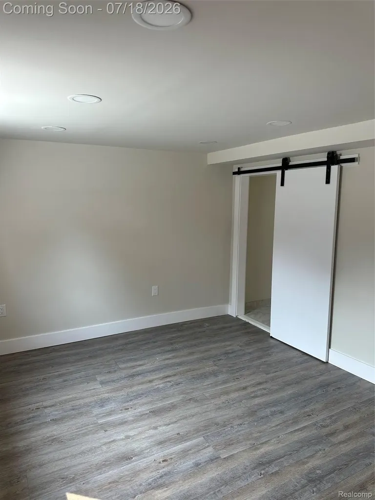 1626 Marion Avenue Lincoln Park City MI 48146