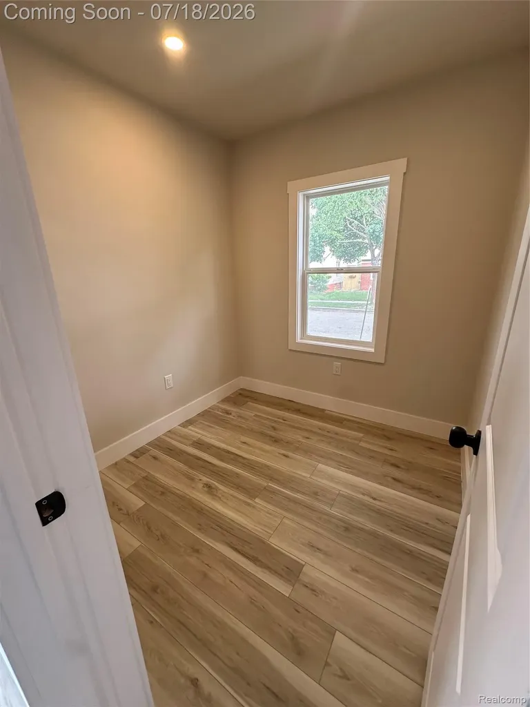 1626 Marion Avenue Lincoln Park City MI 48146
