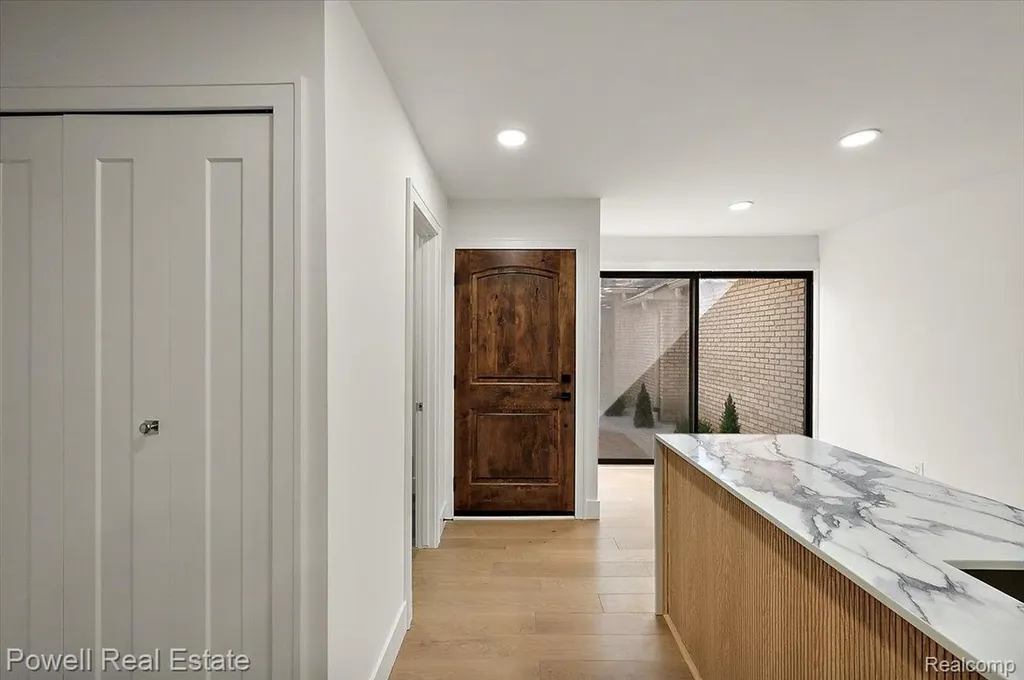 1106 Timberview Trail Bloomfield Hills City MI 48304