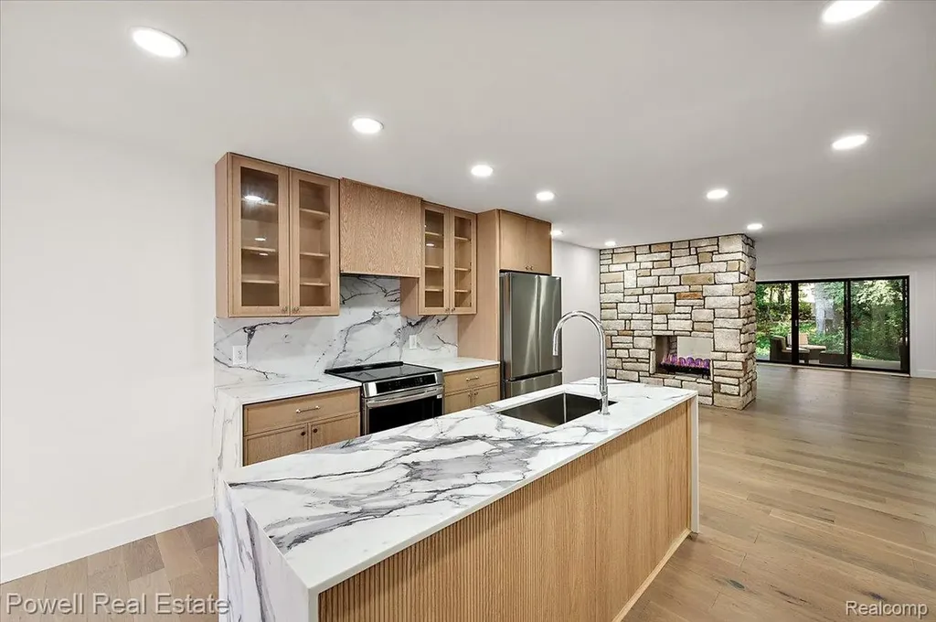 1106 Timberview Trail Bloomfield Hills City MI 48304