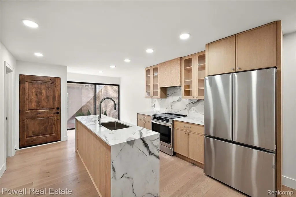 1106 Timberview Trail Bloomfield Hills City MI 48304
