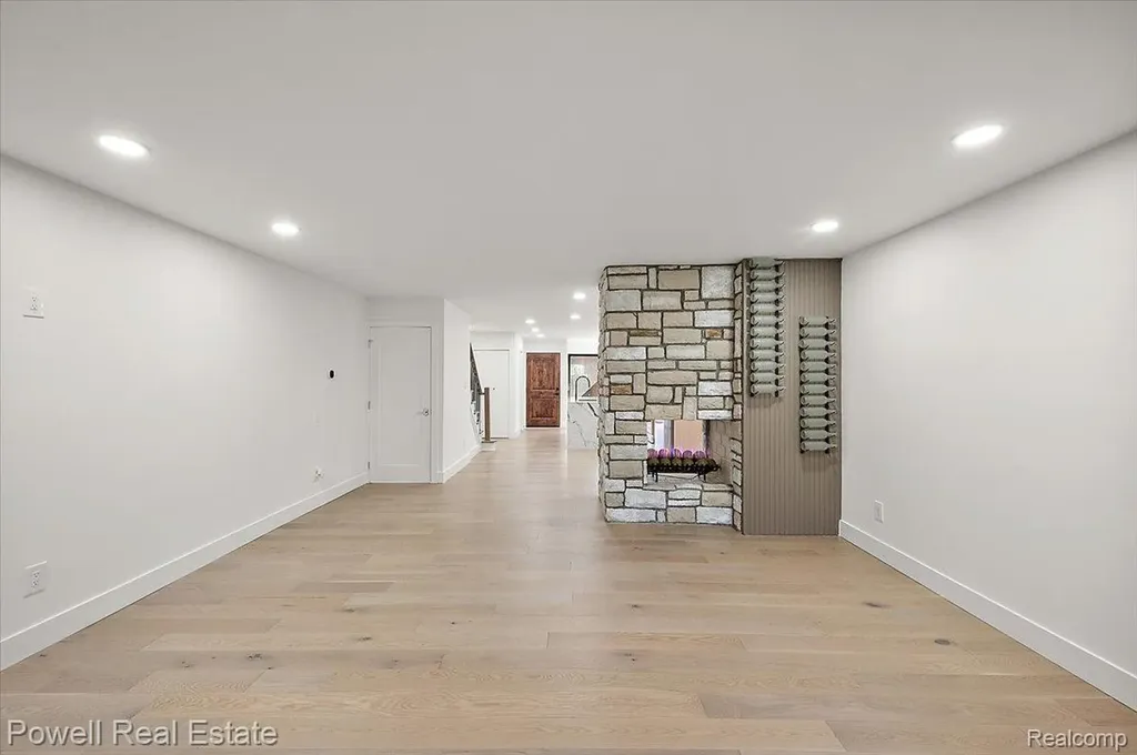 1106 Timberview Trail Bloomfield Hills City MI 48304