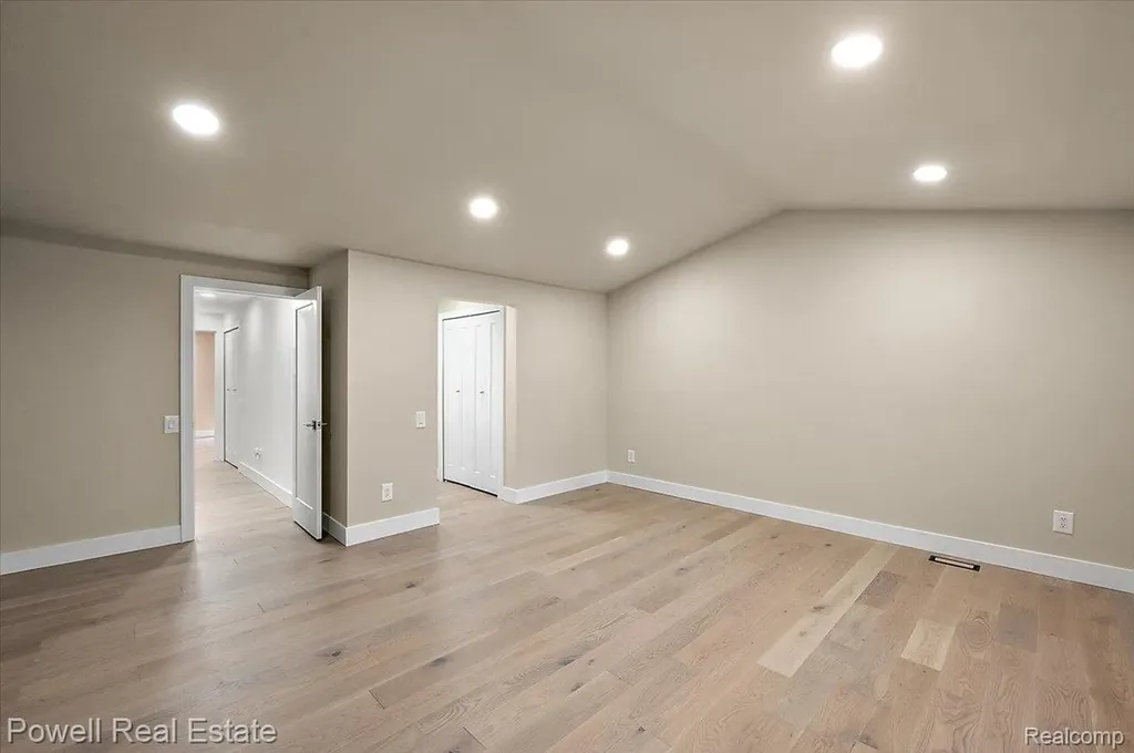 1106 Timberview Trail Bloomfield Hills City MI 48304