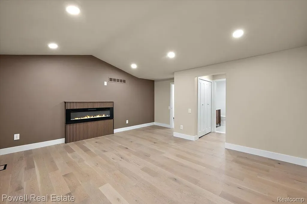 1106 Timberview Trail Bloomfield Hills City MI 48304