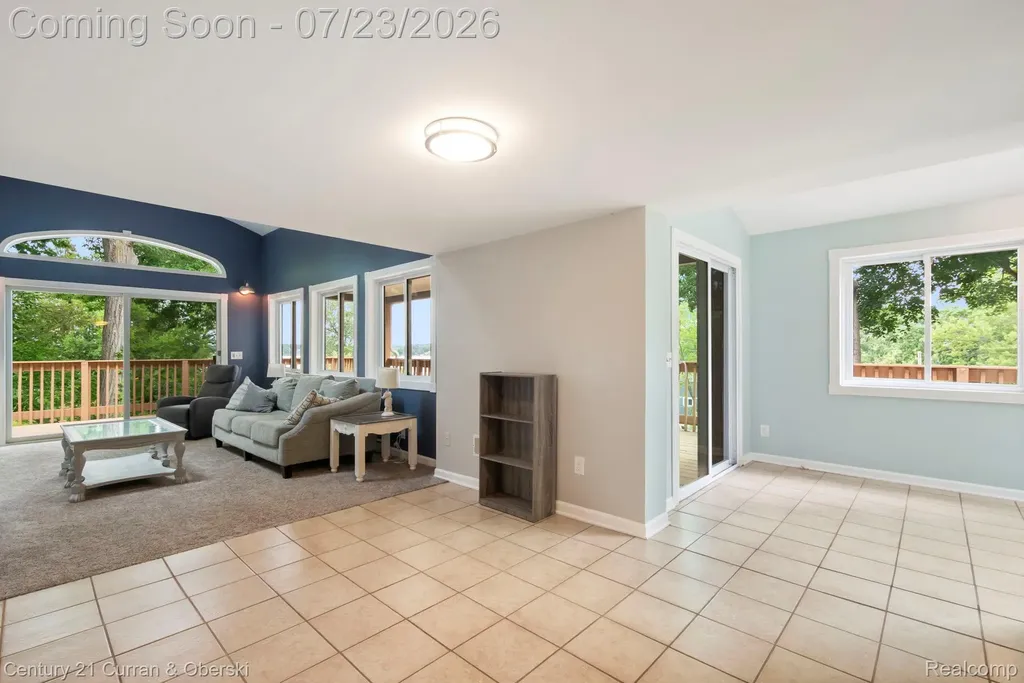 10492 Lake Shore Drive Tyrone Township MI 48430