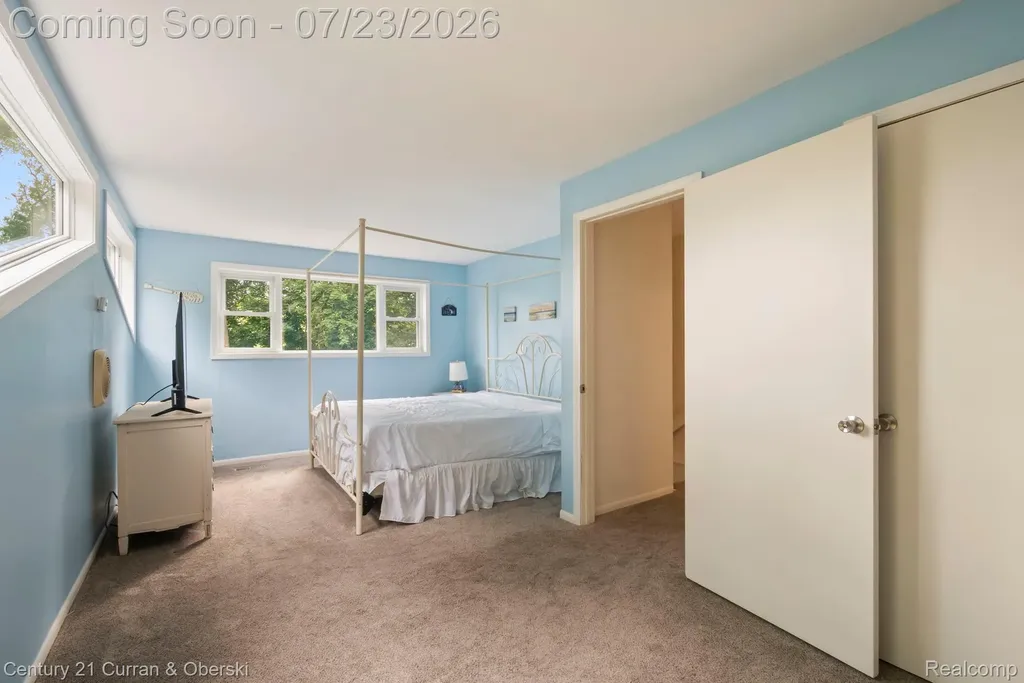 10492 Lake Shore Drive Tyrone Township MI 48430