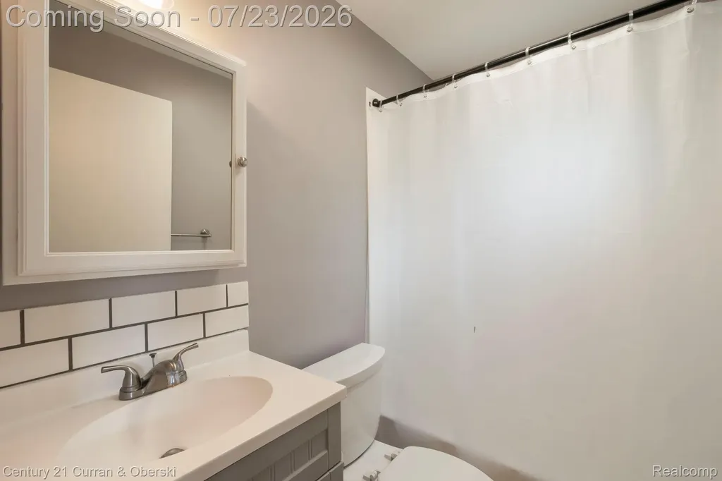10492 Lake Shore Drive Tyrone Township MI 48430