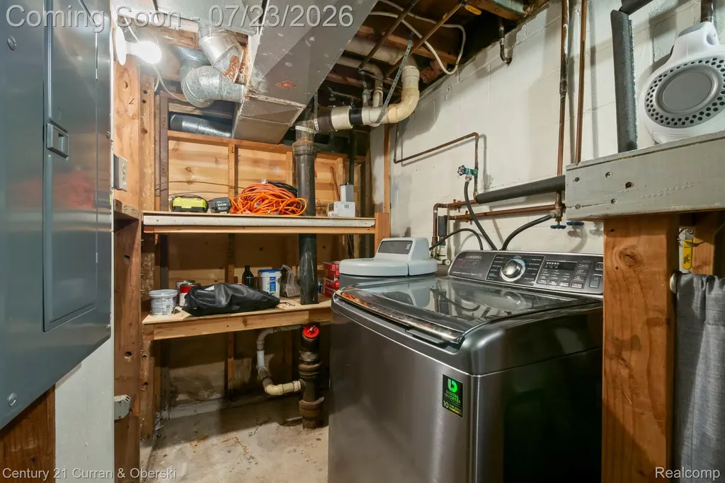 10492 Lake Shore Drive Tyrone Township MI 48430