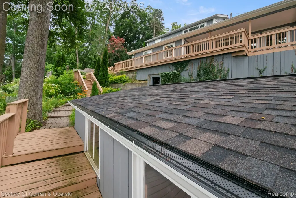 10492 Lake Shore Drive Tyrone Township MI 48430