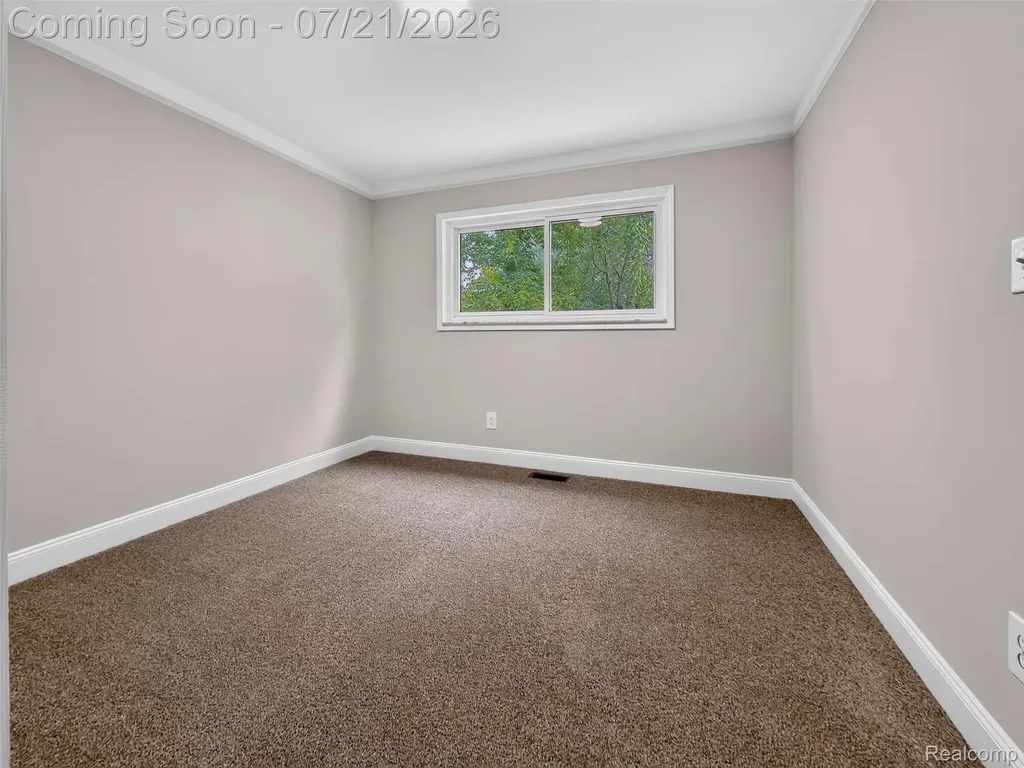 33424 Cheryl Street S Clinton Charter Township MI 48035