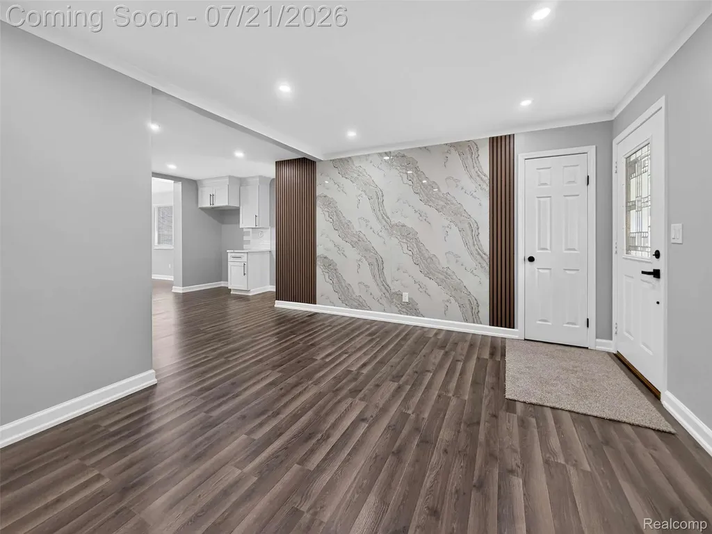 33424 Cheryl Street S Clinton Charter Township MI 48035