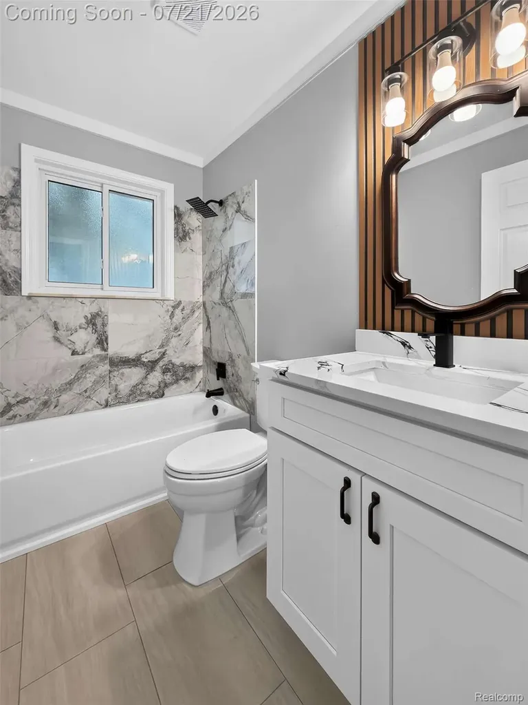 33424 Cheryl Street S Clinton Charter Township MI 48035