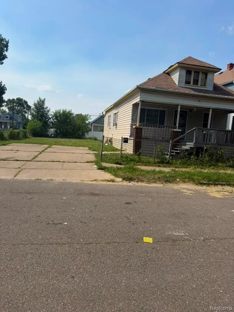 2409 Cody Street Detroit City MI 48212