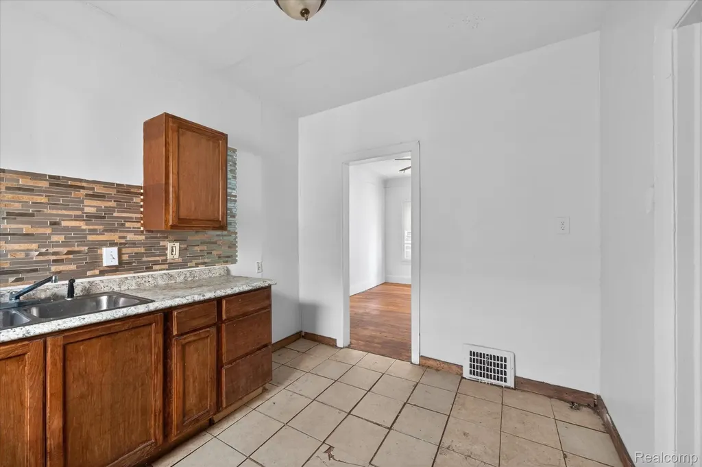 14052 Northlawn Street Detroit City MI 48238