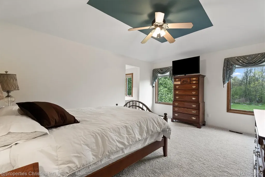 23071 Napier Road Lyon Charter Township MI 48167