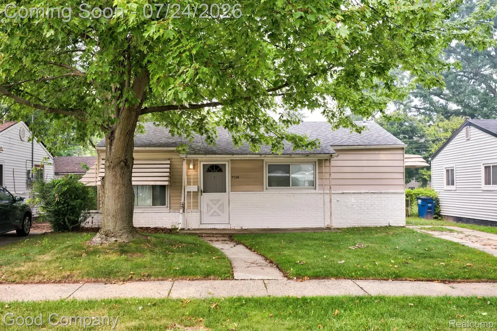 5700 Farnum Street Westland City MI 48186