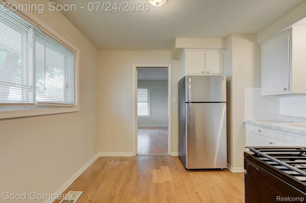 5700 Farnum Street Westland City MI 48186