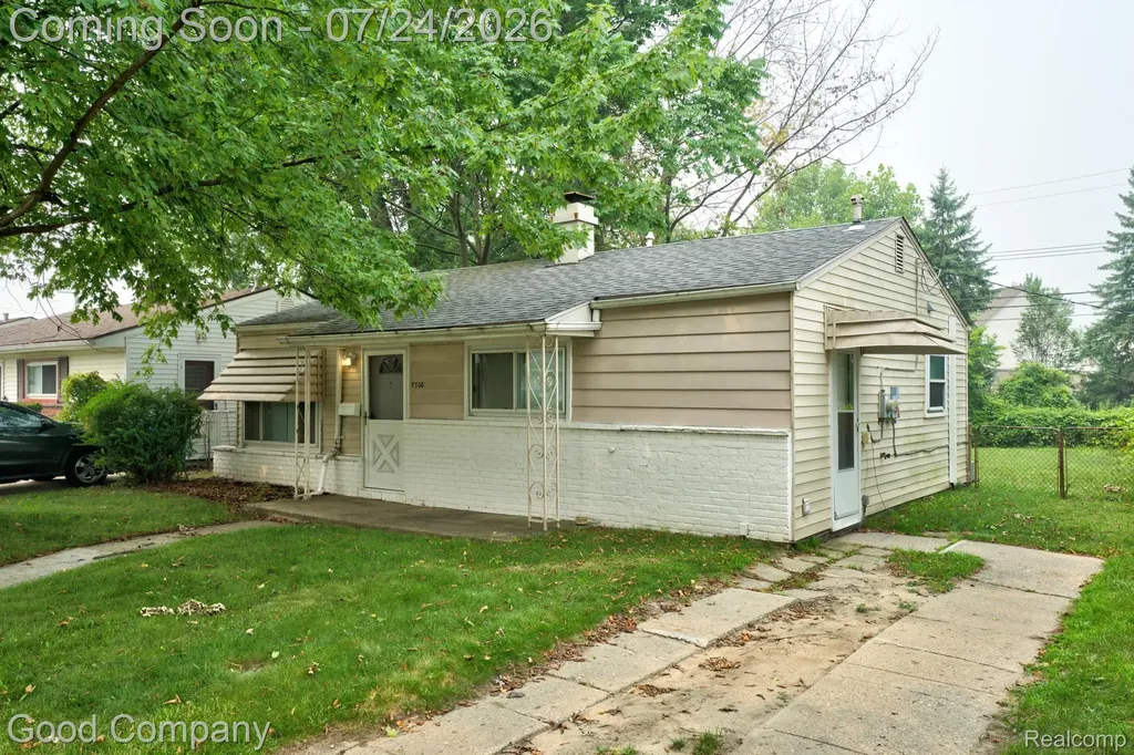 5700 Farnum Street Westland City MI 48186