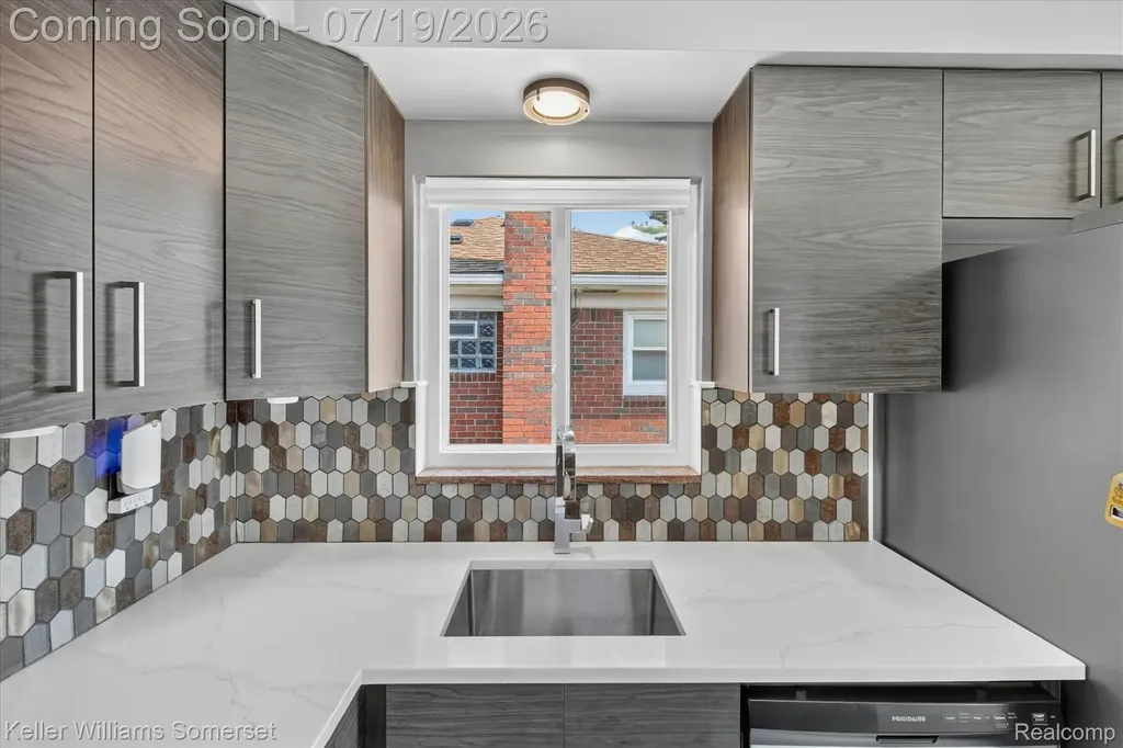 28326 Brush Street Madison Heights City MI 48071
