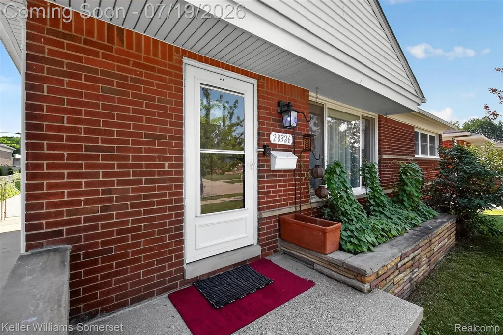 28326 Brush Street Madison Heights City MI 48071
