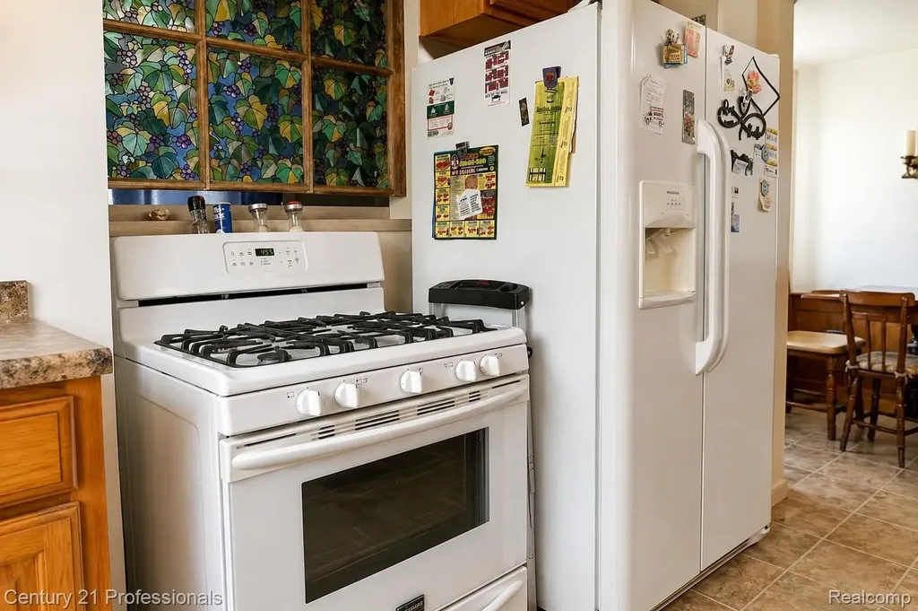 31274 Fernwood Street Westland City MI 48186