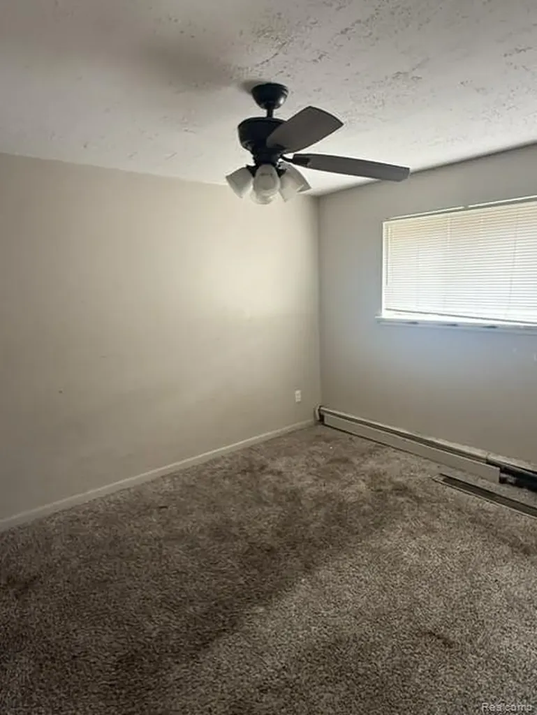 17274 Bentler Street Detroit City MI 48219