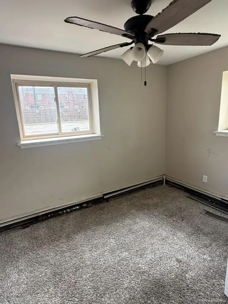 17274 Bentler Street Detroit City MI 48219