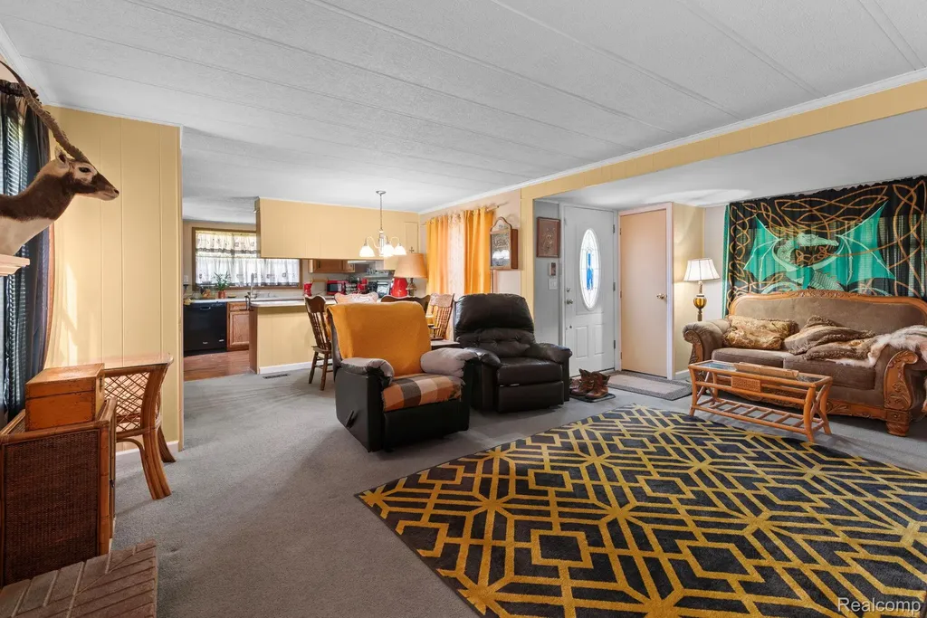 351 North Squirrel Road Auburn Hills City MI 48326