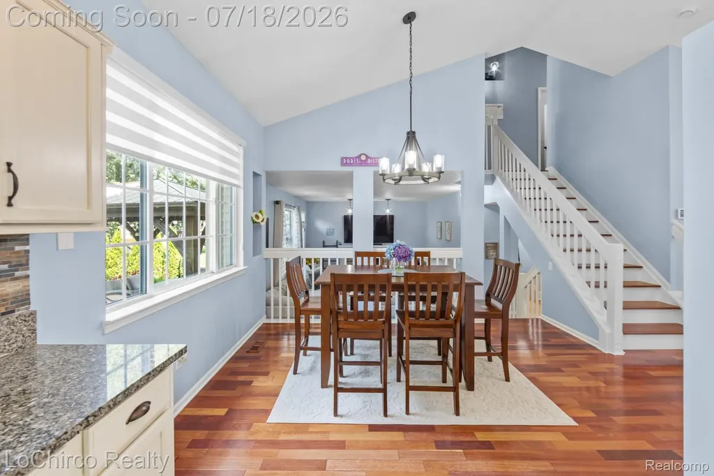 321 Forestview Drive Waterford Charter Township MI 48327