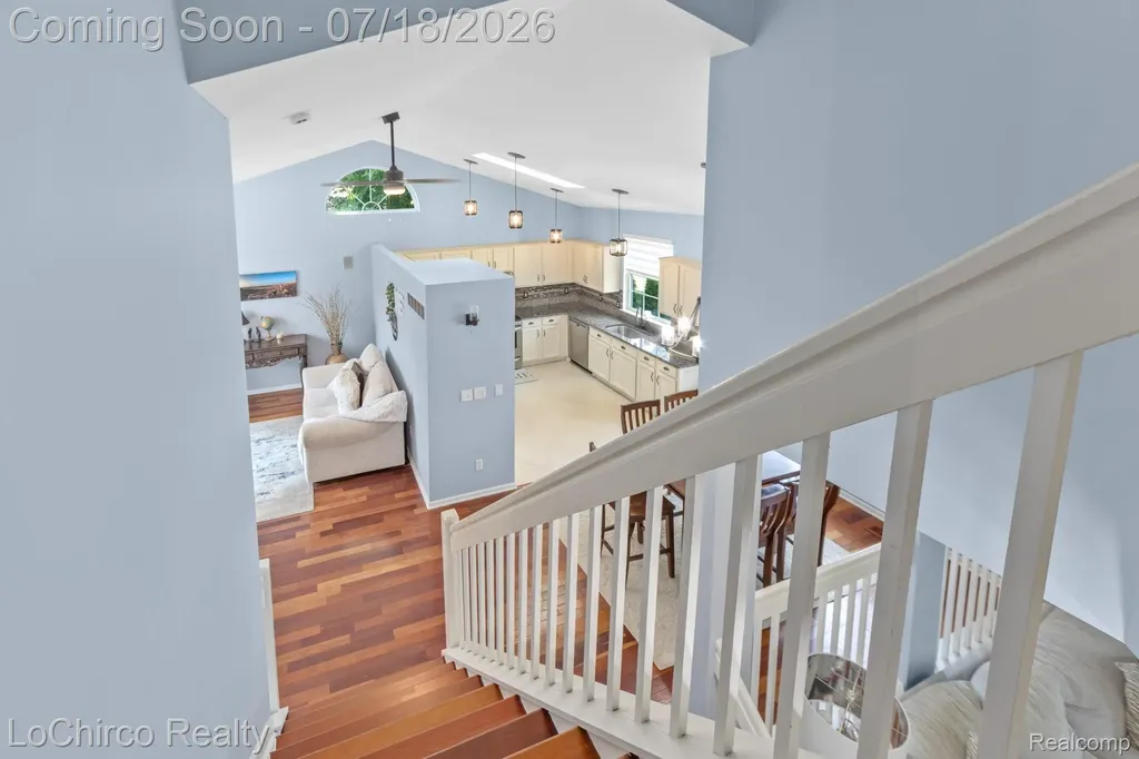 321 Forestview Drive Waterford Charter Township MI 48327