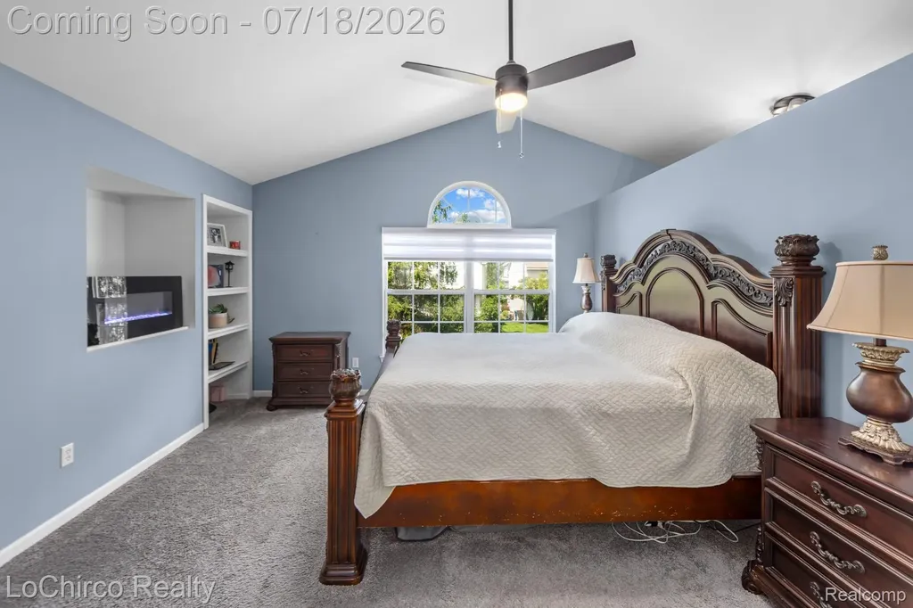 321 Forestview Drive Waterford Charter Township MI 48327