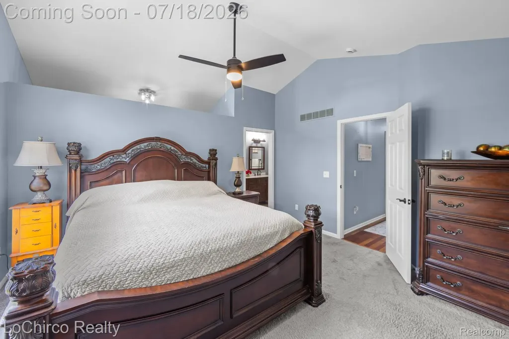 321 Forestview Drive Waterford Charter Township MI 48327