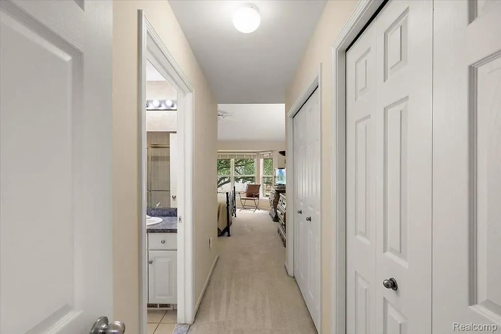 1735 Treyborne Circle Commerce Charter Township MI 48390