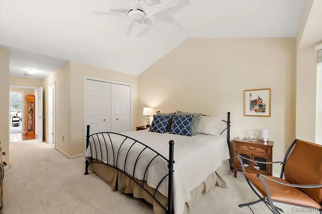 1735 Treyborne Circle Commerce Charter Township MI 48390