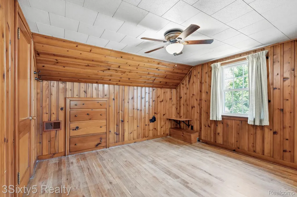 13599 S Huron River Drive Romulus City MI 48174