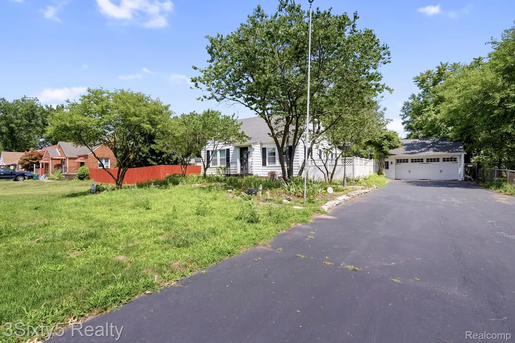 13599 S Huron River Drive Romulus City MI 48174