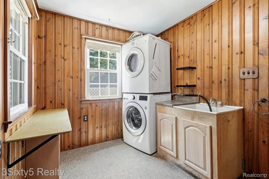 13599 S Huron River Drive Romulus City MI 48174