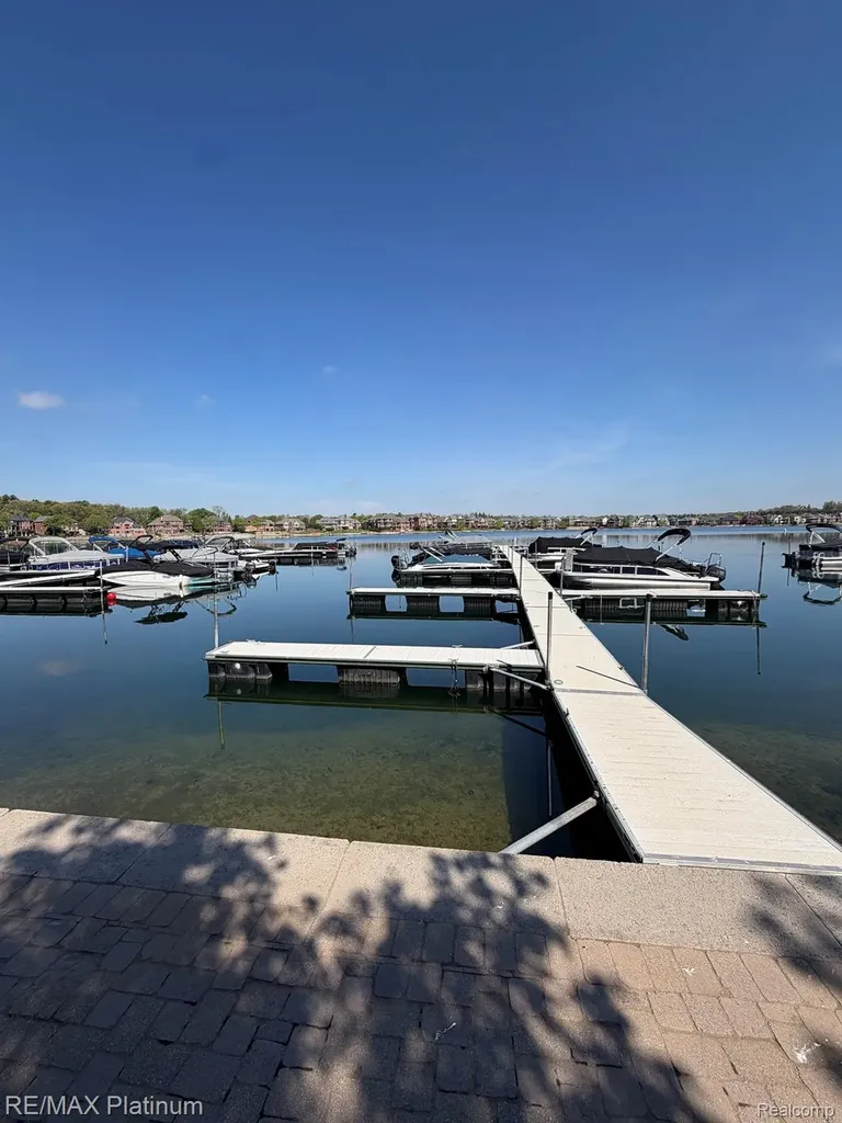 42 Boat Slip Green Oak Township MI 48178