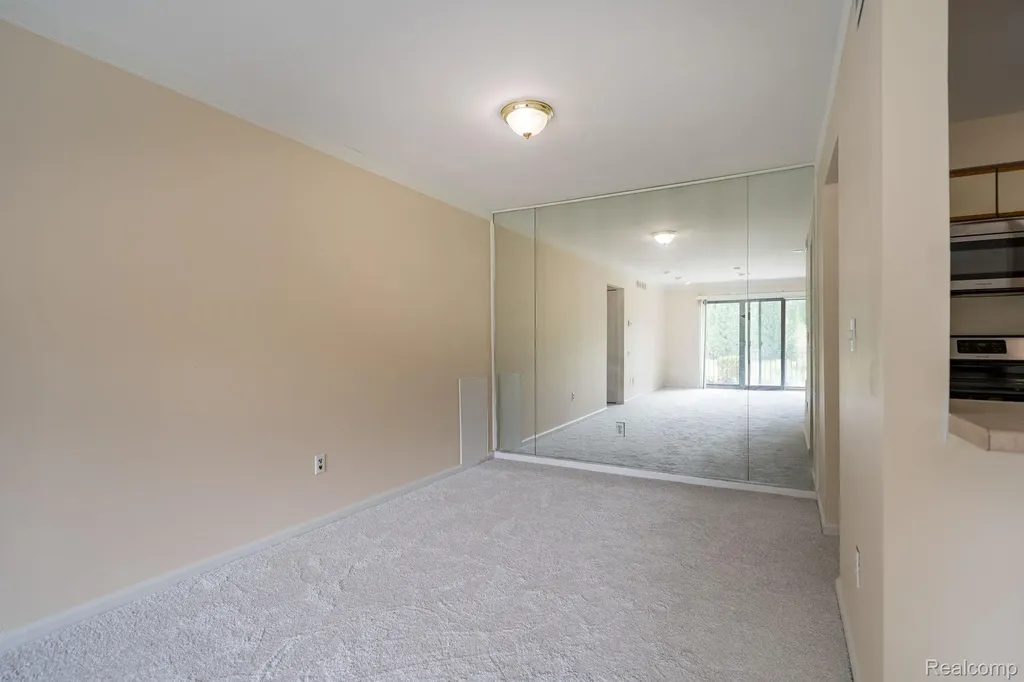23788 Village House Drive N Southfield City MI 48033