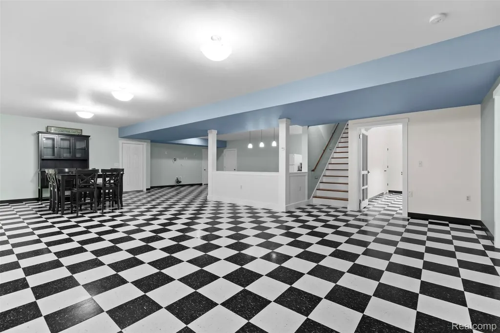 8861 Pleasantview Salem Township MI 48168