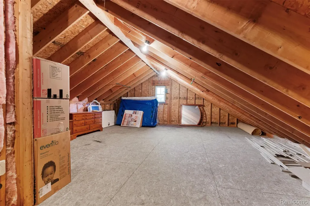 8861 Pleasantview Salem Township MI 48168