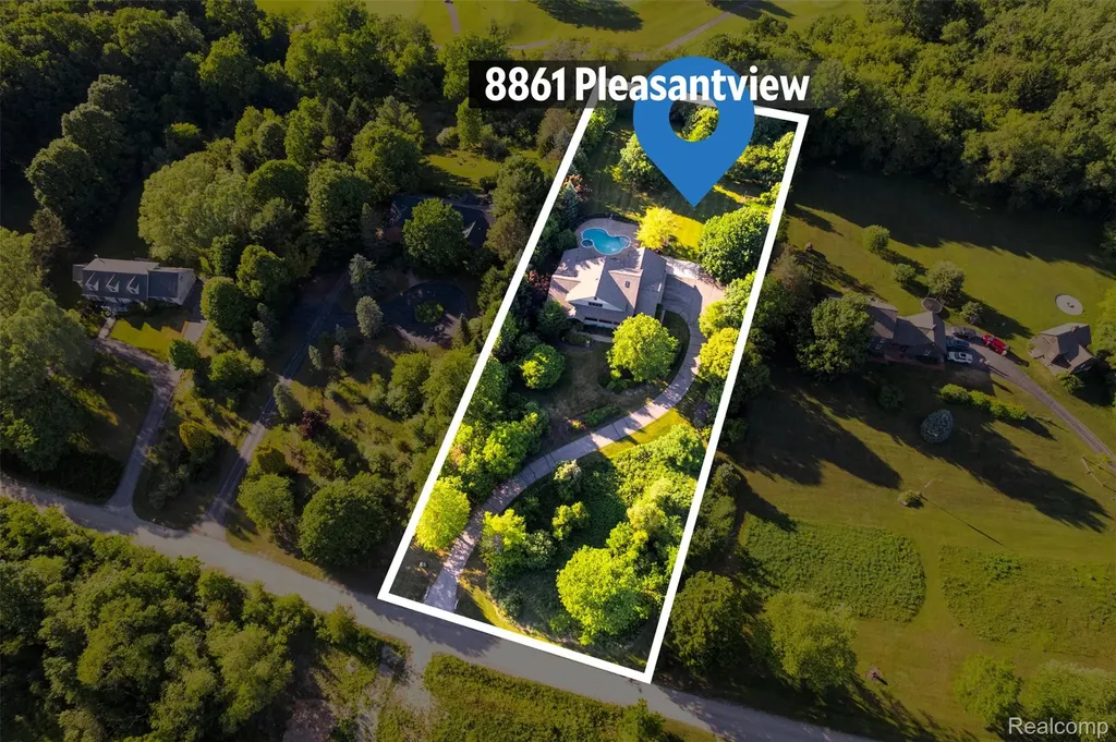 8861 Pleasantview Salem Township MI 48168