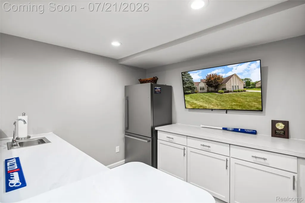 8146 Steven Court Canton Charter Township MI 48187