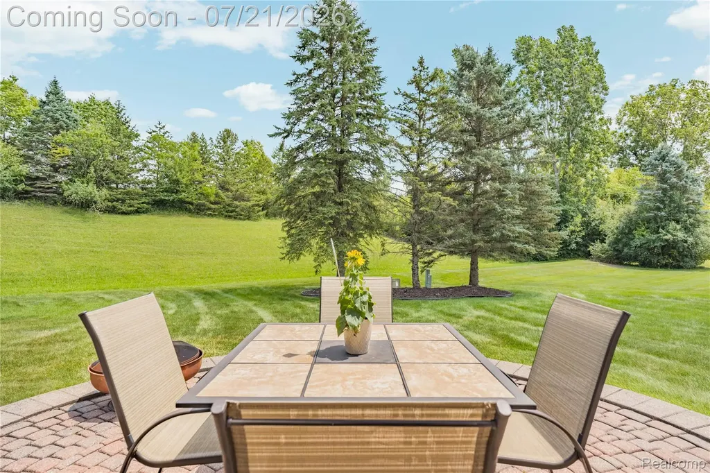 8146 Steven Court Canton Charter Township MI 48187