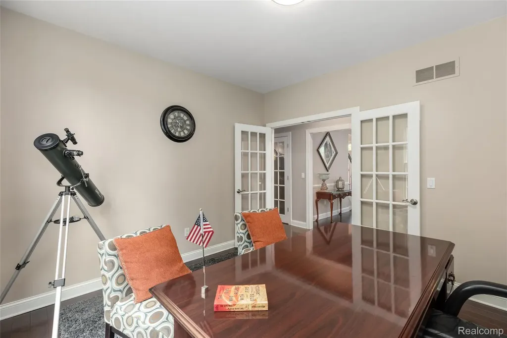 50777 Chesapeake Drive Novi City MI 48374