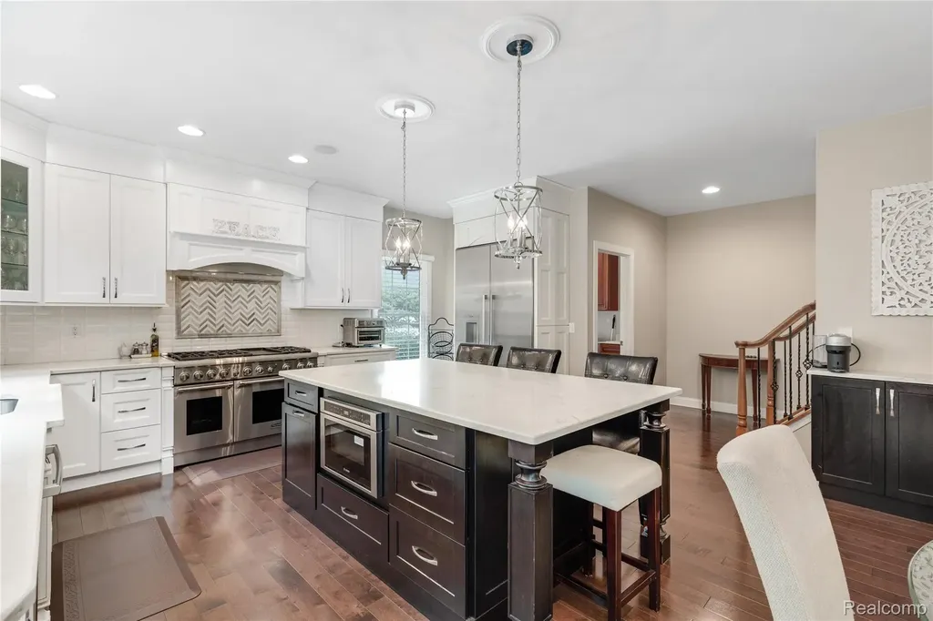 50777 Chesapeake Drive Novi City MI 48374