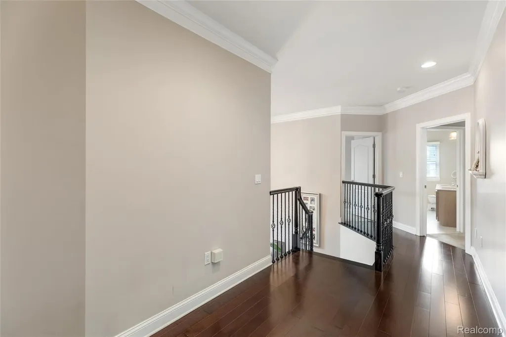50777 Chesapeake Drive Novi City MI 48374
