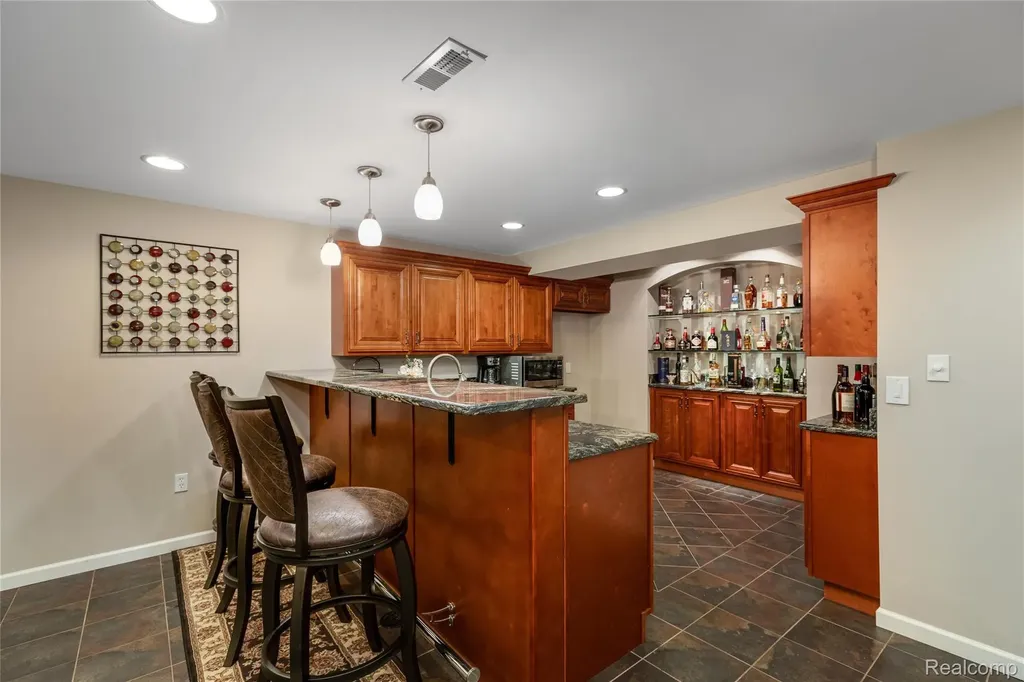 50777 Chesapeake Drive Novi City MI 48374