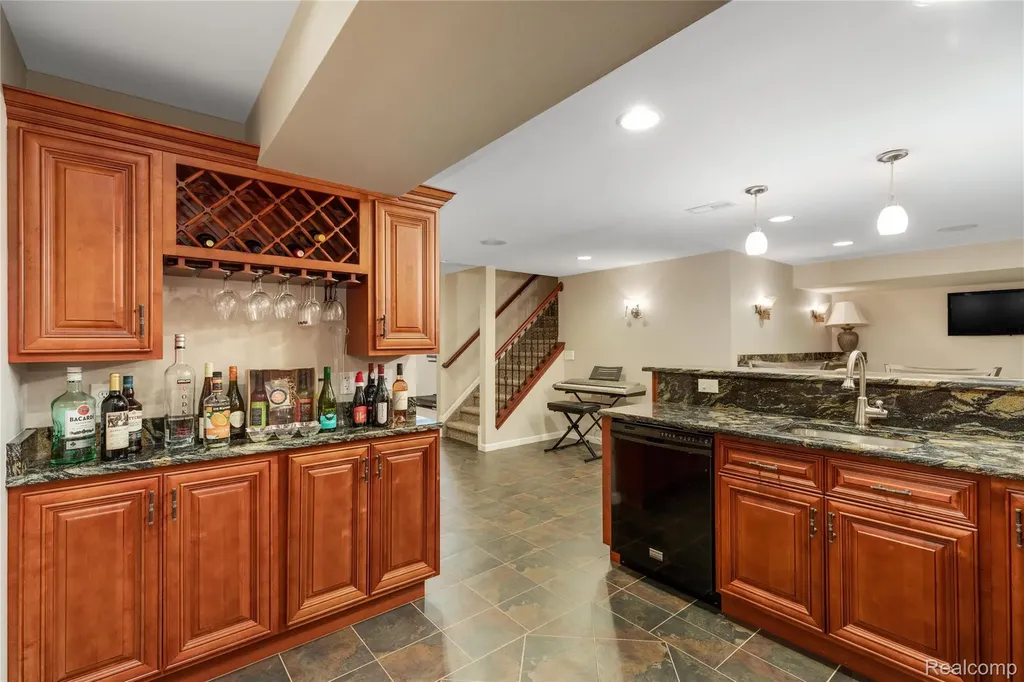 50777 Chesapeake Drive Novi City MI 48374
