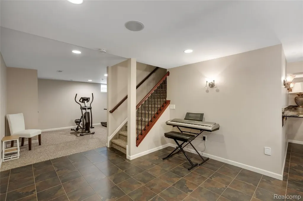 50777 Chesapeake Drive Novi City MI 48374